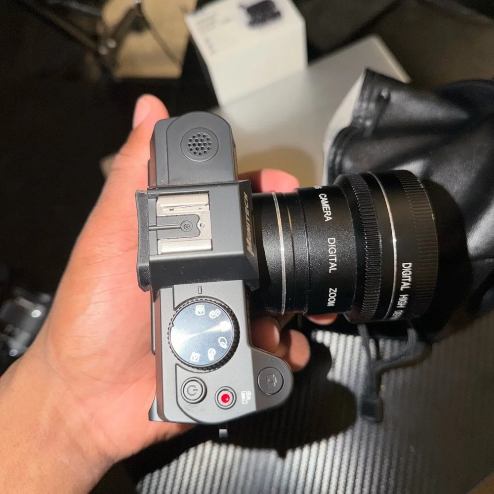 4K Ultra HD Black Camera